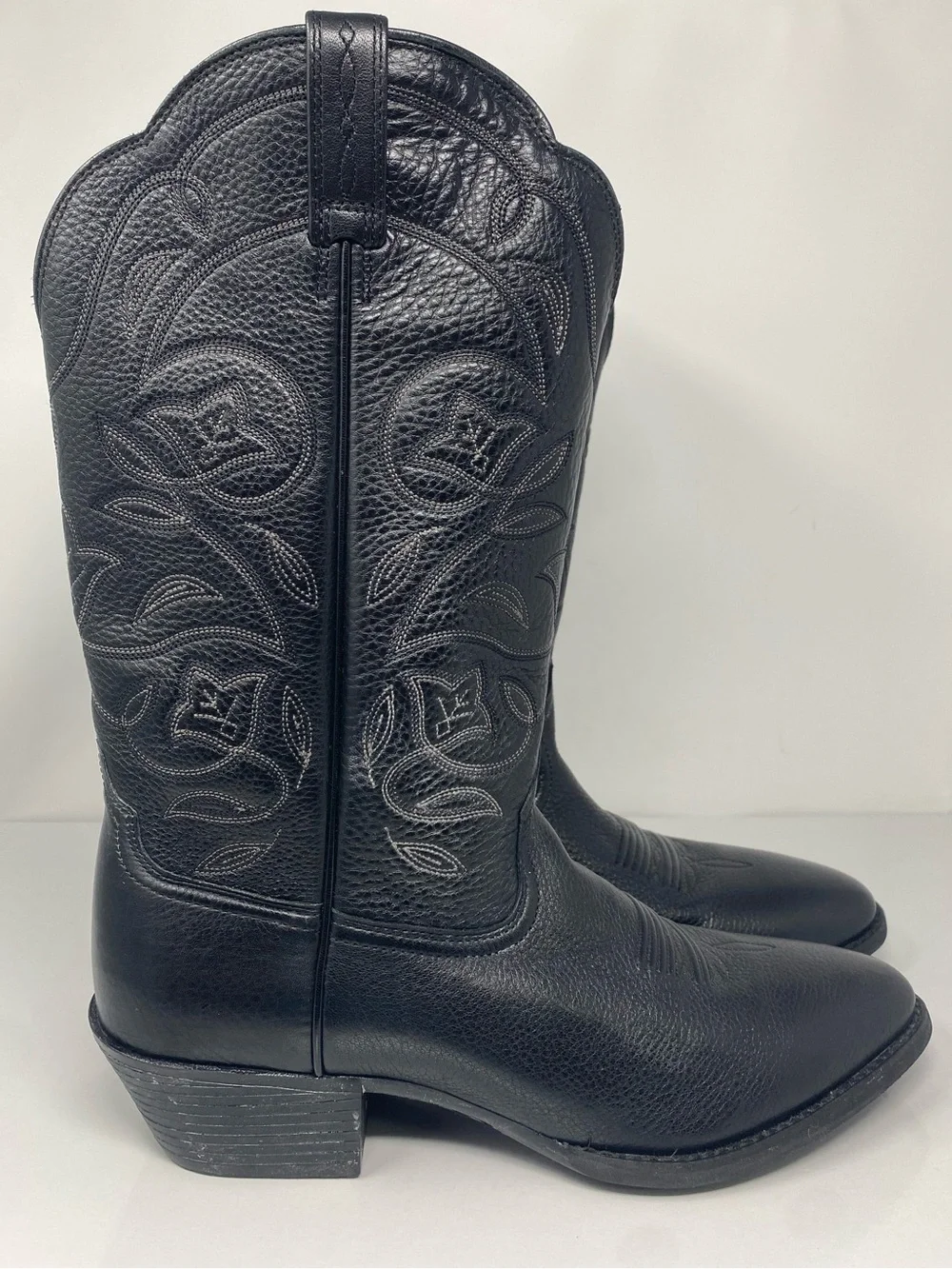 Ariat Sz 10B Black Embroidered Western Leather Heeled Boots - Picture 2 of 8